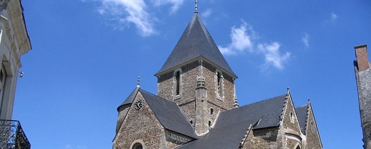 Photo L'église Saint Denis - voyage Saint-Denis-d'Anjou
