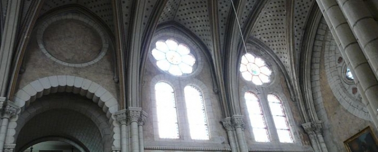 Photo L'église Saint Jean Baptiste - voyage Langeais
