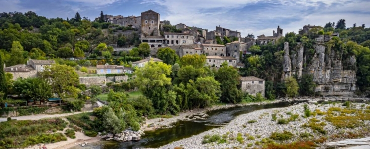 Photo 6 lieux incontournables en France à explorer en couple ou en famille - voyage Paris