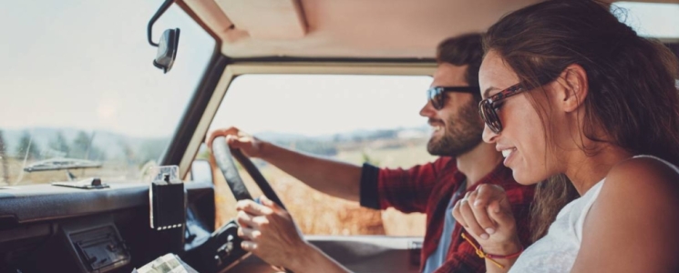 Photo Road trip sans GPS : le pouvoir m&eacute;connu des cartes routi&egrave;res papier - voyage Paris